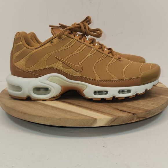 Nike Air Max Plus Tn "Flax Wheat-Sail" Mens Size 9 [FZ8815-200] - Picture 1 of 10